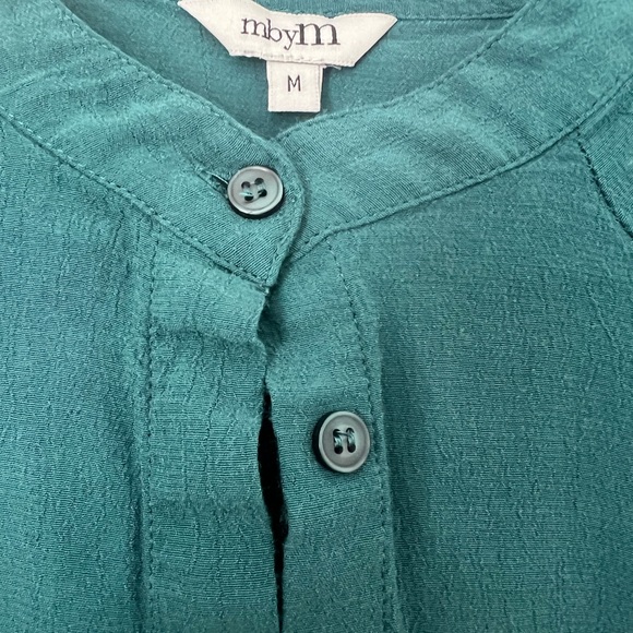 Teal trapeze still dress with wide ruffle. - Picture 3 of 3